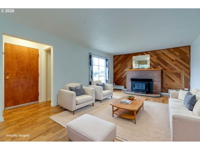 204 S VERNONIA Rd, St Helens, OR 97051