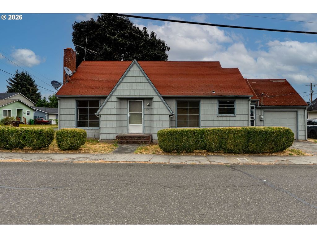 204 S VERNONIA Rd, St Helens, OR 97051