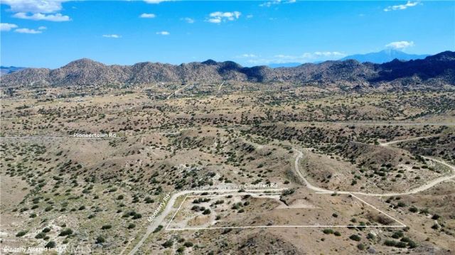 101 Cimarron, Pioneertown, CA 92268