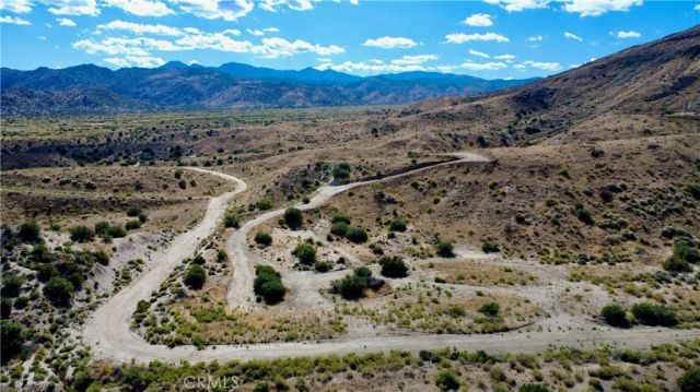 101 Cimarron, Pioneertown, CA 92268