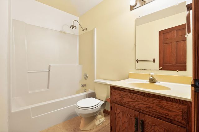 13142 Cathy Lane, Plainfield, IL 60585