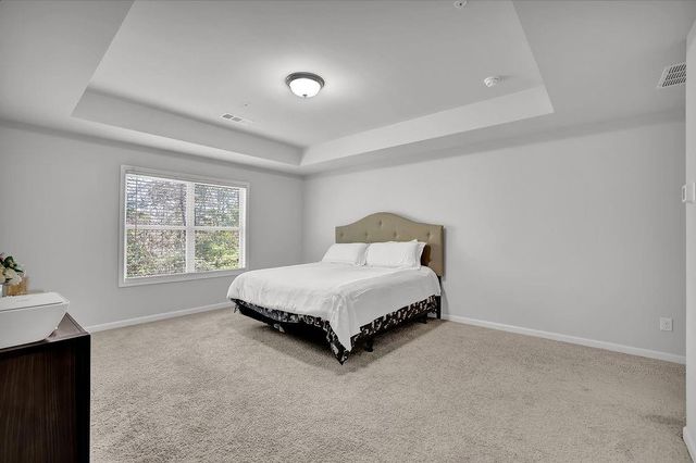 736 Woodstock Grove Drive, Woodstock, GA 30188