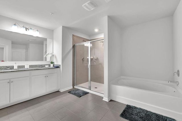 736 Woodstock Grove Drive, Woodstock, GA 30188