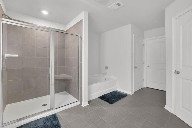 736 Woodstock Grove Drive, Woodstock, GA 30188