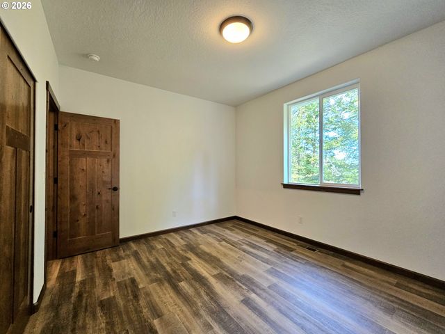 98205 SUNFOREST Ct, Brookings, OR 97415
