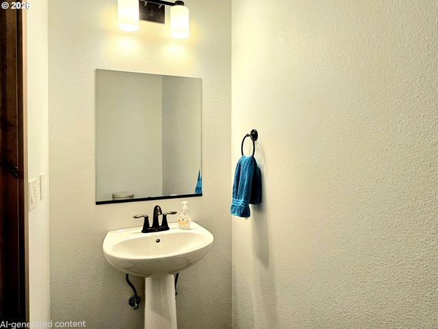 98205 SUNFOREST Ct, Brookings, OR 97415