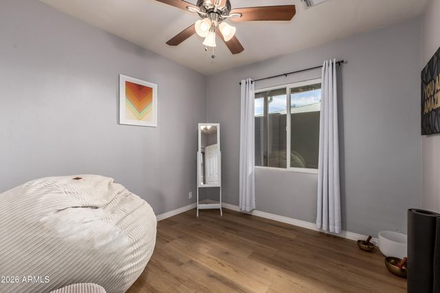 2429 E INDIANOLA Avenue, Phoenix, AZ 85016