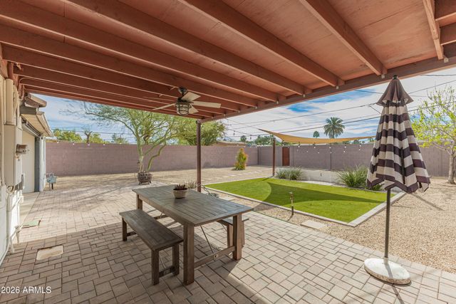 2429 E INDIANOLA Avenue, Phoenix, AZ 85016