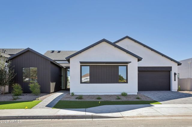 2331 E AQUARIUS Place, Chandler, AZ 85249