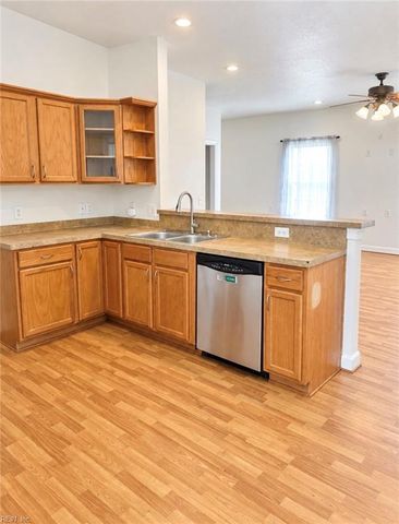 2210 Chestnut ST, Portsmouth, VA 23704