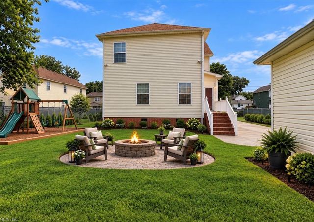 2210 Chestnut ST, Portsmouth, VA 23704