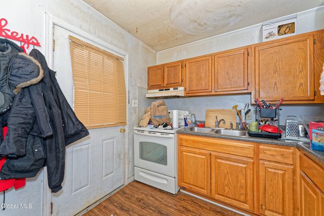 57 Edgewood Avenue, Albany, NY 12203