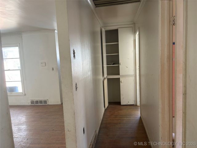 3820 S Pittsburg Avenue S, Tulsa, OK 74135