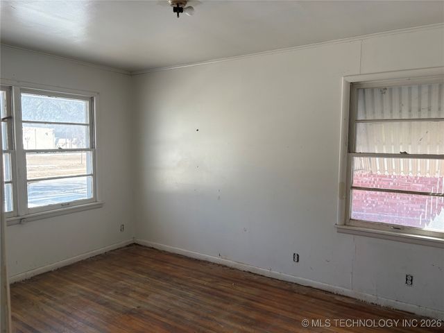 3820 S Pittsburg Avenue S, Tulsa, OK 74135