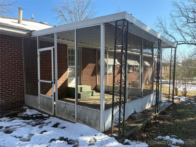 3820 S Pittsburg Avenue S, Tulsa, OK 74135