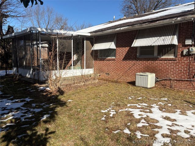 3820 S Pittsburg Avenue S, Tulsa, OK 74135