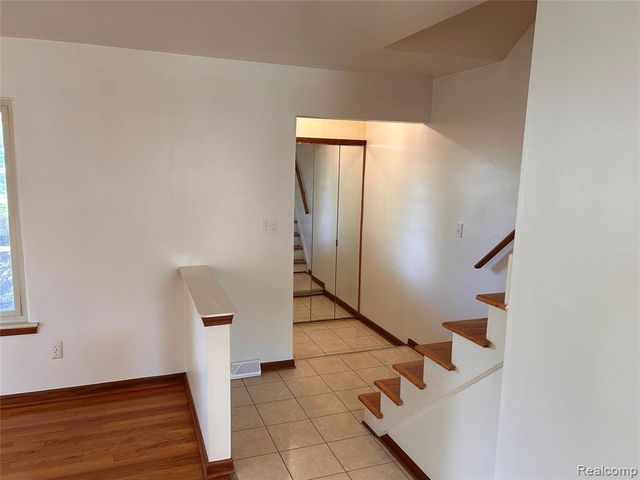 13318 Leech Drive, Sterling Heights, MI 48312