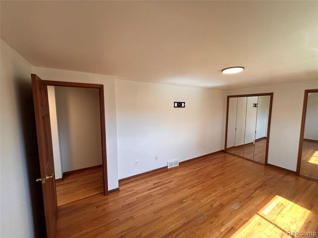 13318 Leech Drive, Sterling Heights, MI 48312