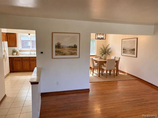 13318 Leech Drive, Sterling Heights, MI 48312