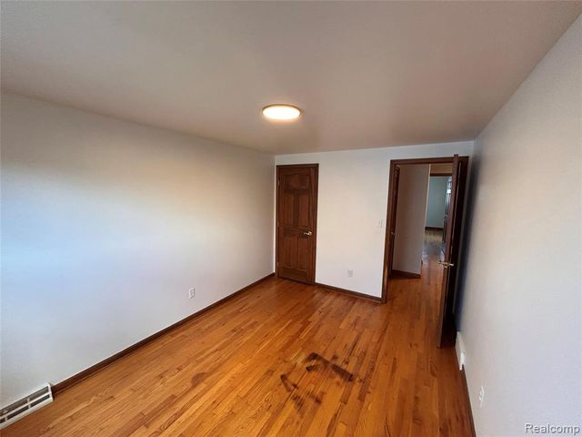 13318 Leech Drive, Sterling Heights, MI 48312