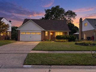 13318 Leech Drive, Sterling Heights, MI 48312