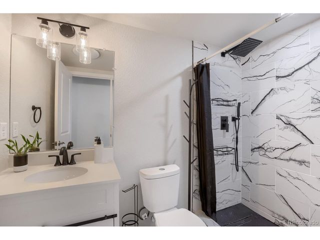 4219 Primrose Ln, Evans, CO 80620