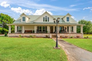 6150 Old Clarksville Road, Reno, TX 75462