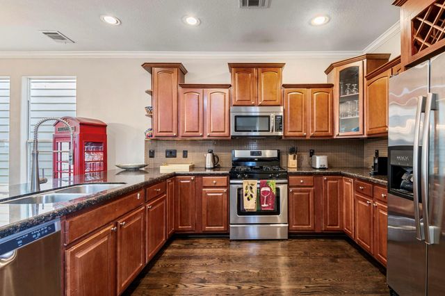 2204 Colorado Street, Houston, TX 77007