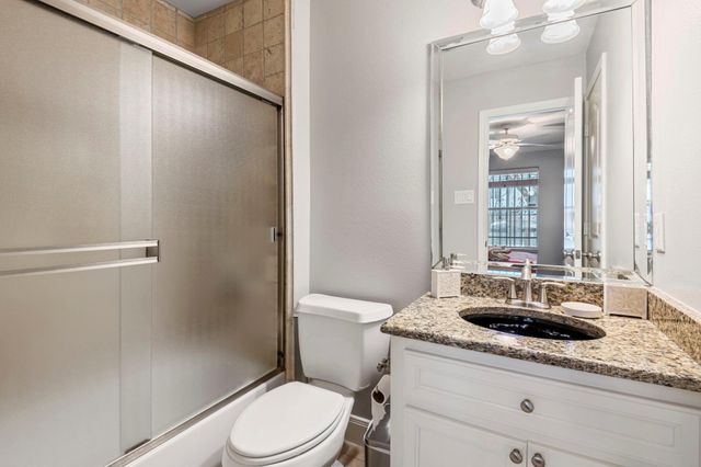 2204 Colorado Street, Houston, TX 77007