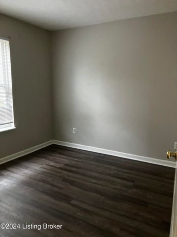 4107 Blue Ct 8, Louisville, KY 40229