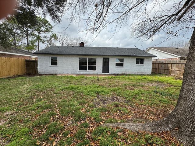 13722 New Village Lane, Sugar Land, TX 77498