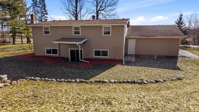 N5407 County Road U, Hartford, WI 53027