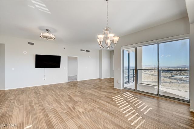 8255 las vegas Boulevard 1713, Las Vegas, NV 89123