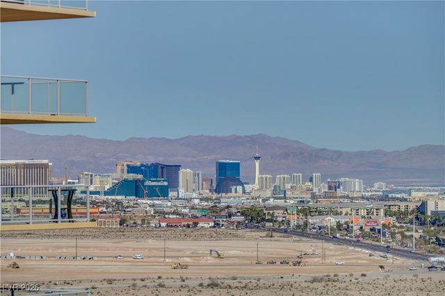 8255 las vegas Boulevard 1713, Las Vegas, NV 89123