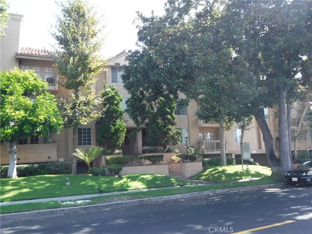 1616 S Barrington Avenue 204, Los Angeles, CA 90025