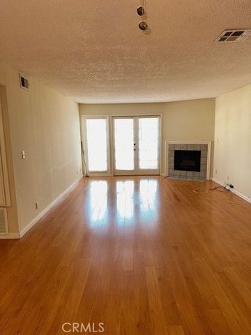 1616 S Barrington Avenue 204, Los Angeles, CA 90025
