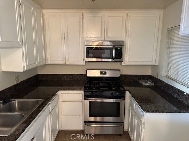 1616 S Barrington Avenue 204, Los Angeles, CA 90025
