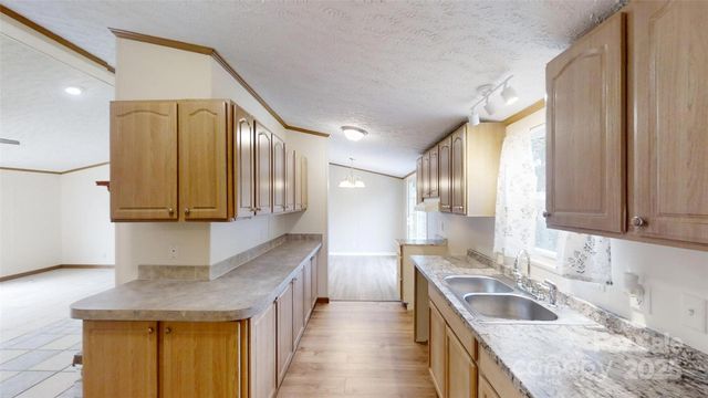 71 London Lane, Clyde, NC 28721