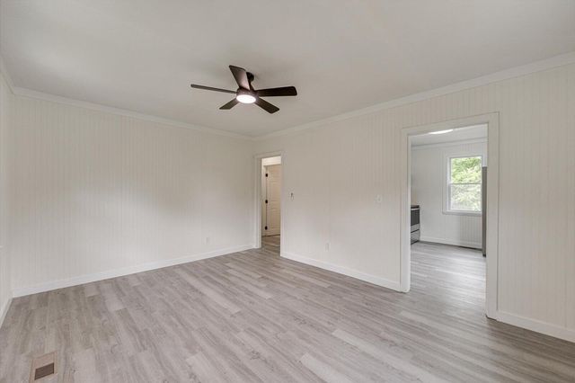 9 Longstreet Road, Rossville, GA 30741