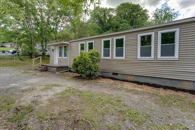 9 Longstreet Road, Rossville, GA 30741