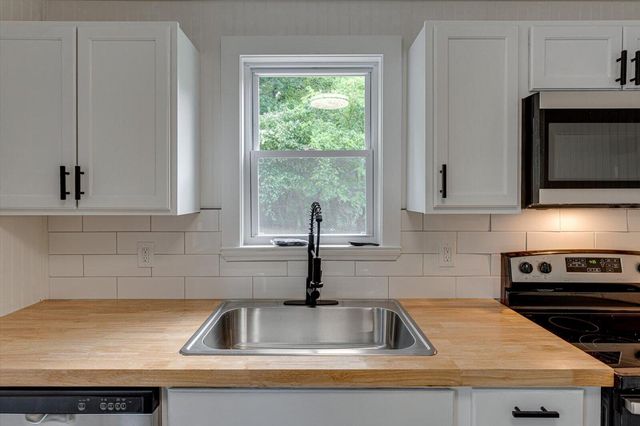 9 Longstreet Road, Rossville, GA 30741