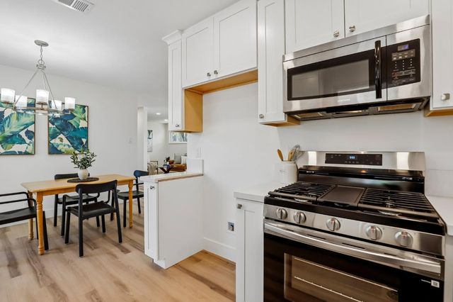 5969 N Haven Dr, North Highlands, CA 95660