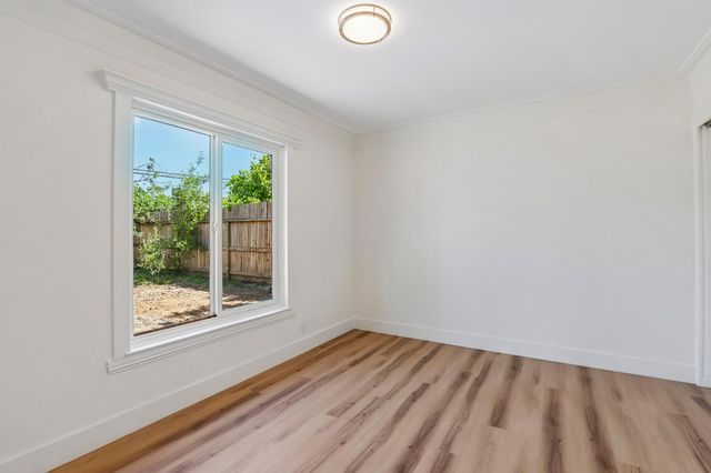 5969 N Haven Dr, North Highlands, CA 95660