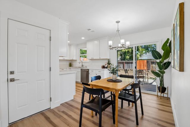 5969 N Haven Dr, North Highlands, CA 95660