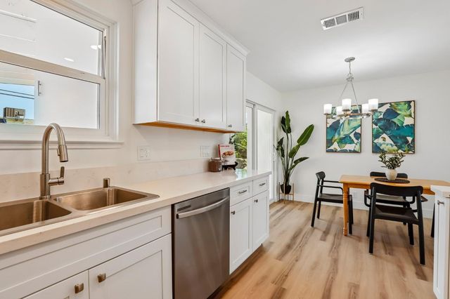 5969 N Haven Dr, North Highlands, CA 95660