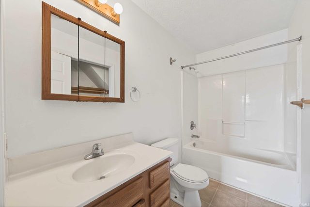 3993 S Cramer Circle, Bloomington, IN 47403