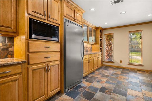 4704 WHITEFIELD Boulevard, Alexandria, LA 71303