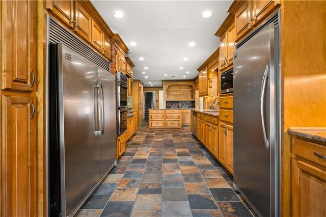 4704 WHITEFIELD Boulevard, Alexandria, LA 71303