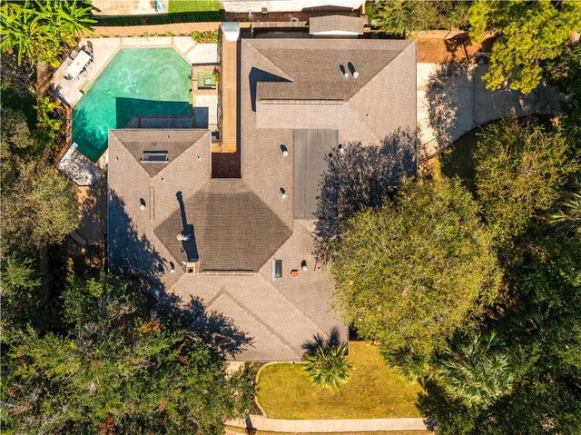 4704 WHITEFIELD Boulevard, Alexandria, LA 71303