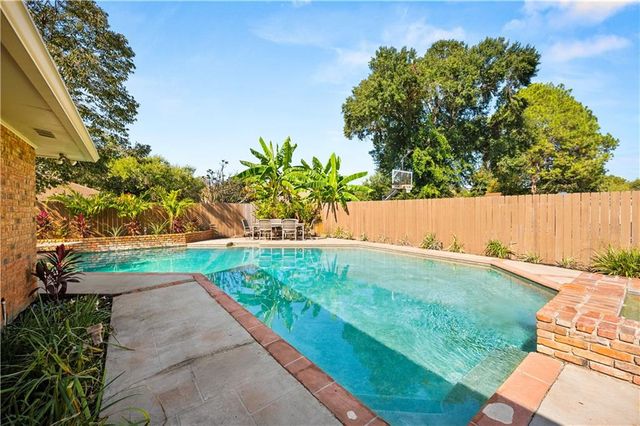 4704 WHITEFIELD Boulevard, Alexandria, LA 71303